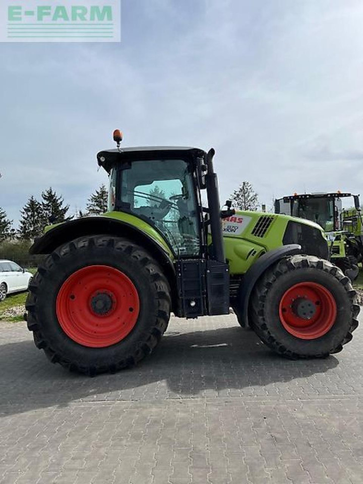 CLAAS axion 870 cmatic t4f CMATIC - Tractor: foto 4 CLAAS axion 870 cmatic t4f CMATIC - Tractor: foto 4