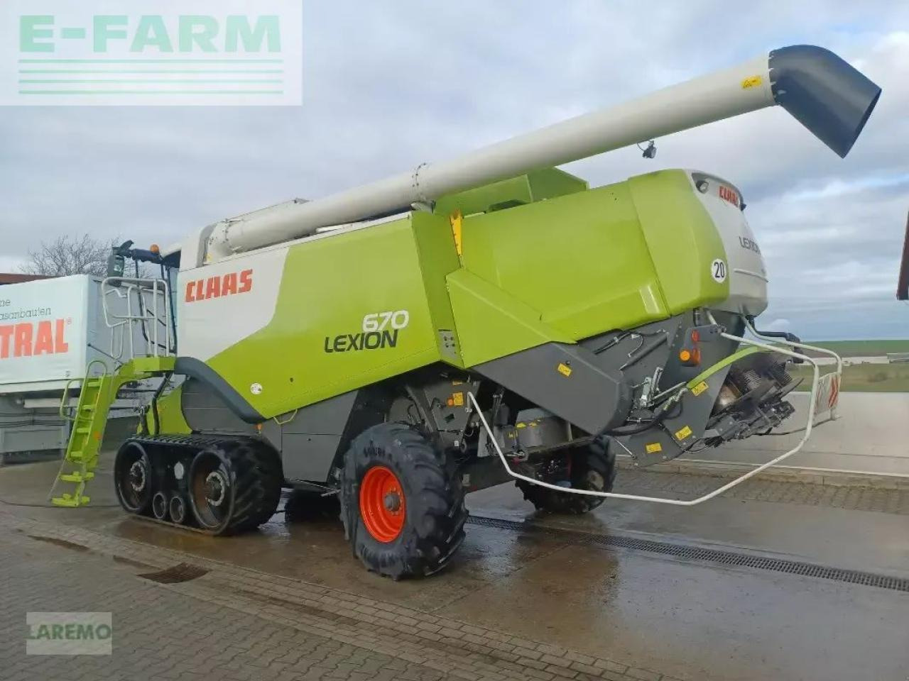 CLAAS lexion 670 tt terratrac v 900 - Cosechadora de granos: foto 2 CLAAS lexion 670 tt terratrac v 900 - Cosechadora de granos: foto 2