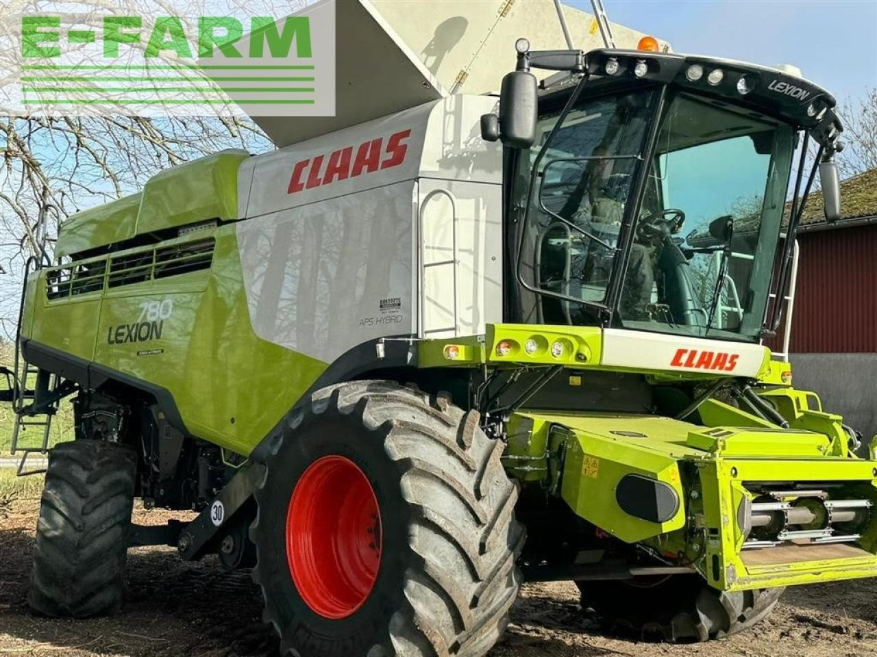 CLAAS lexion 780 der medfølger 12.30 vario bord & 4 hjuls styret skærbodsvogn m/bremser - Cosechadora de granos: foto 2 CLAAS lexion 780 der medfølger 12.30 vario bord & 4 hjuls styret skærbodsvogn m/bremser - Cosechadora de granos: foto 2