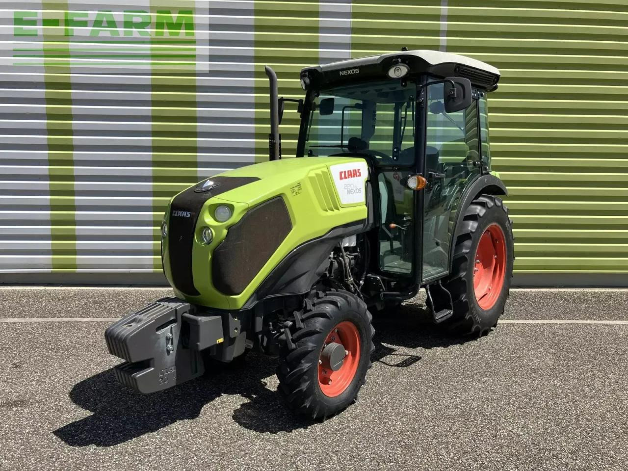 CLAAS nexos 220 vl VL - Tractor: foto 1 CLAAS nexos 220 vl VL - Tractor: foto 1