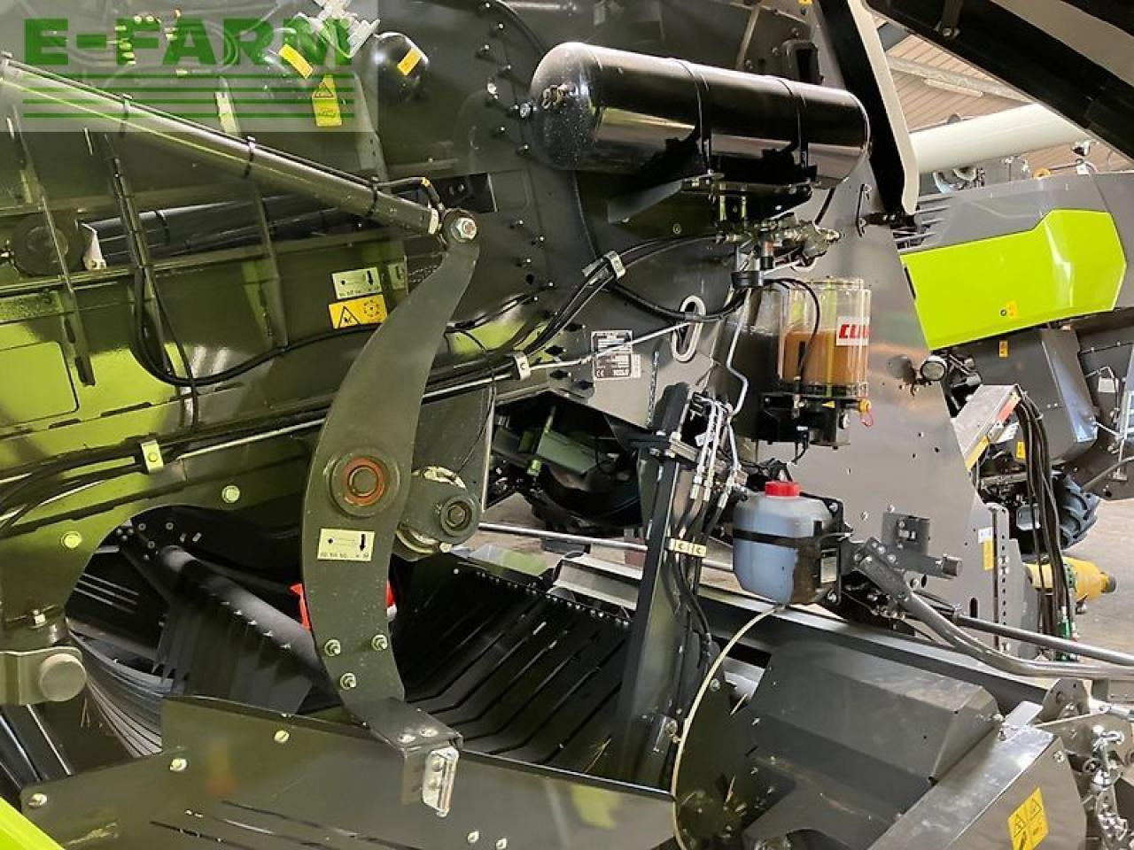 CLAAS quadrant 5300 fc - Empacadora de pacas cuadradas: foto 5 CLAAS quadrant 5300 fc - Empacadora de pacas cuadradas: foto 5