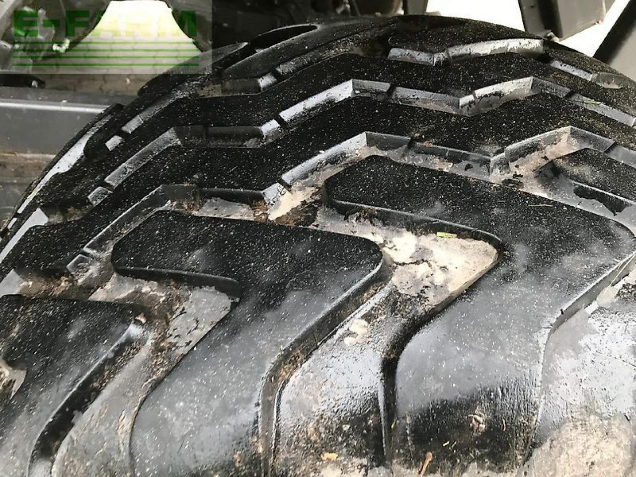 CLAAS quadrant 5300 fc - Empacadora de pacas cuadradas: foto 4 CLAAS quadrant 5300 fc - Empacadora de pacas cuadradas: foto 4