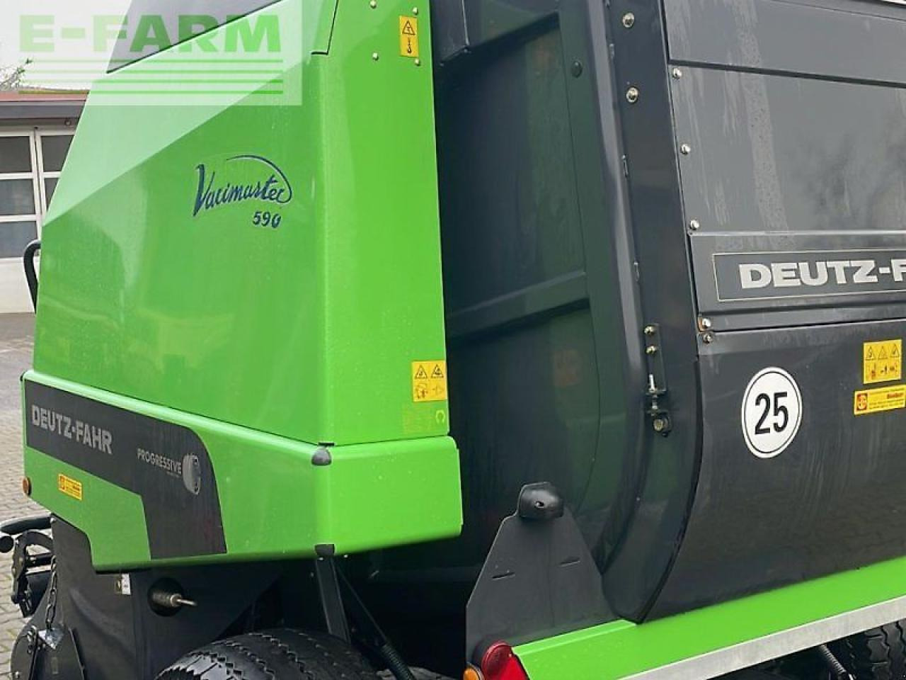 Deutz-Fahr vari master 590 - Empacadora de pacas cuadradas: foto 2 Deutz-Fahr vari master 590 - Empacadora de pacas cuadradas: foto 2