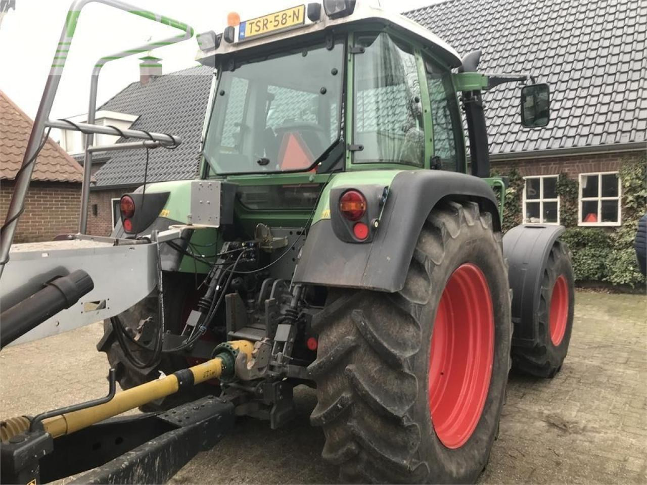 Fendt 411 com2 - Tractor: foto 4 Fendt 411 com2 - Tractor: foto 4