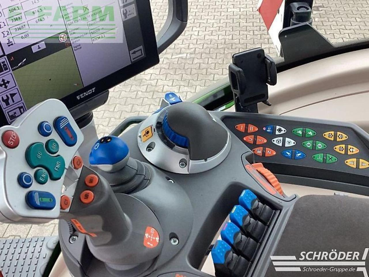 Tractor Fendt 826 vario s4 profi plus ProfiPlus: foto 12