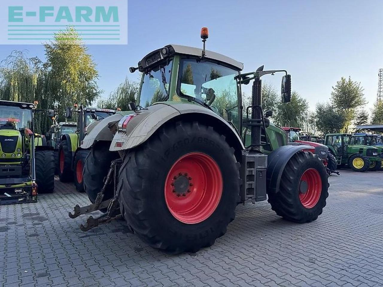 Fendt 828 vario profi+ plus / gps ready ProfiPlus - Tractor: foto 5 Fendt 828 vario profi+ plus / gps ready ProfiPlus - Tractor: foto 5