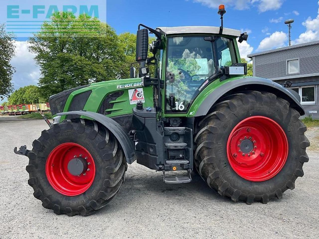 Fendt fendt 828 vario profi plus vrc sc fzw scheckheftgepflegt ProfiPlus - Tractor: foto 2 Fendt fendt 828 vario profi plus vrc sc fzw scheckheftgepflegt ProfiPlus - Tractor: foto 2