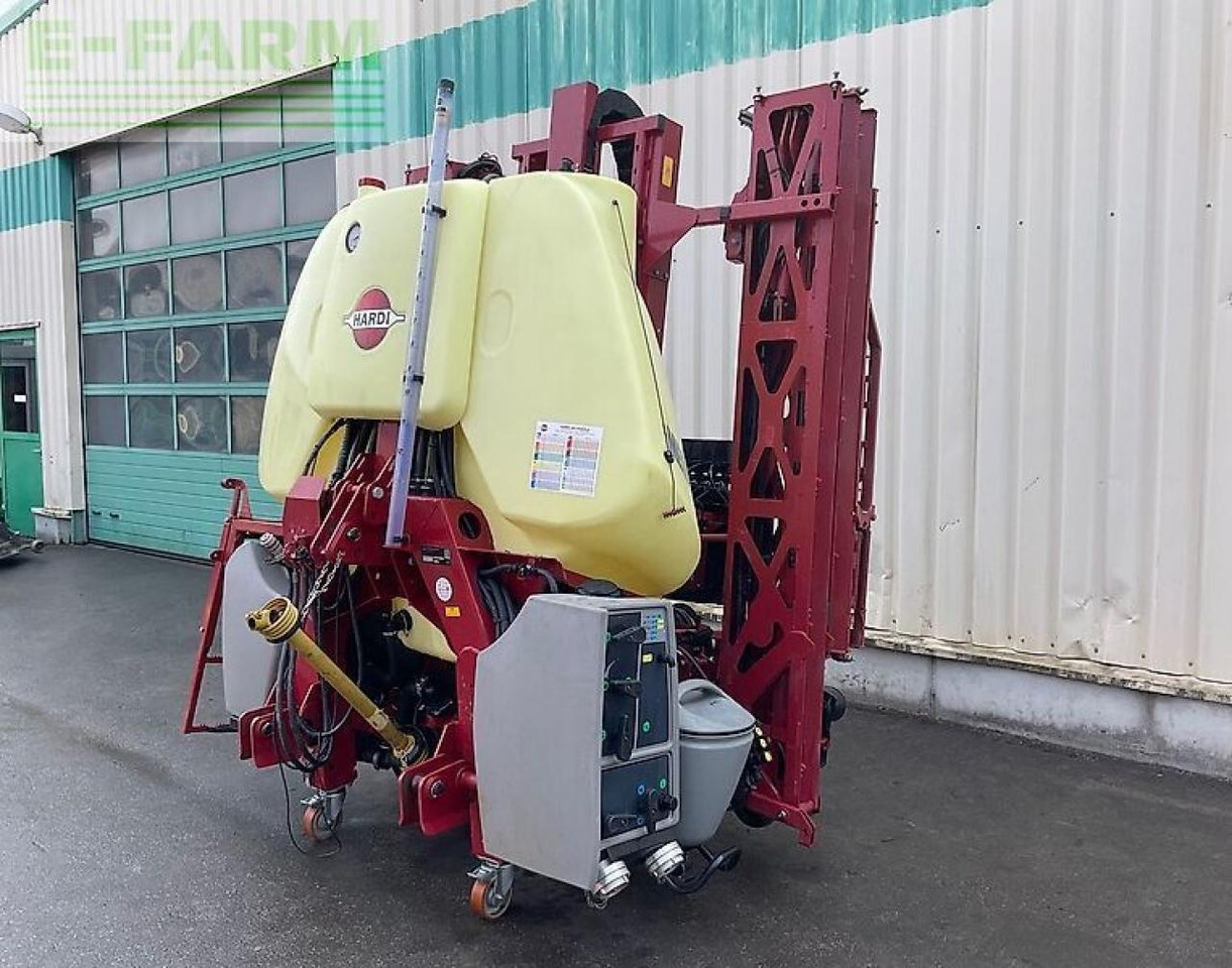 Hardi mega 1200 - Pulverizador arrastrado: foto 1 Hardi mega 1200 - Pulverizador arrastrado: foto 1