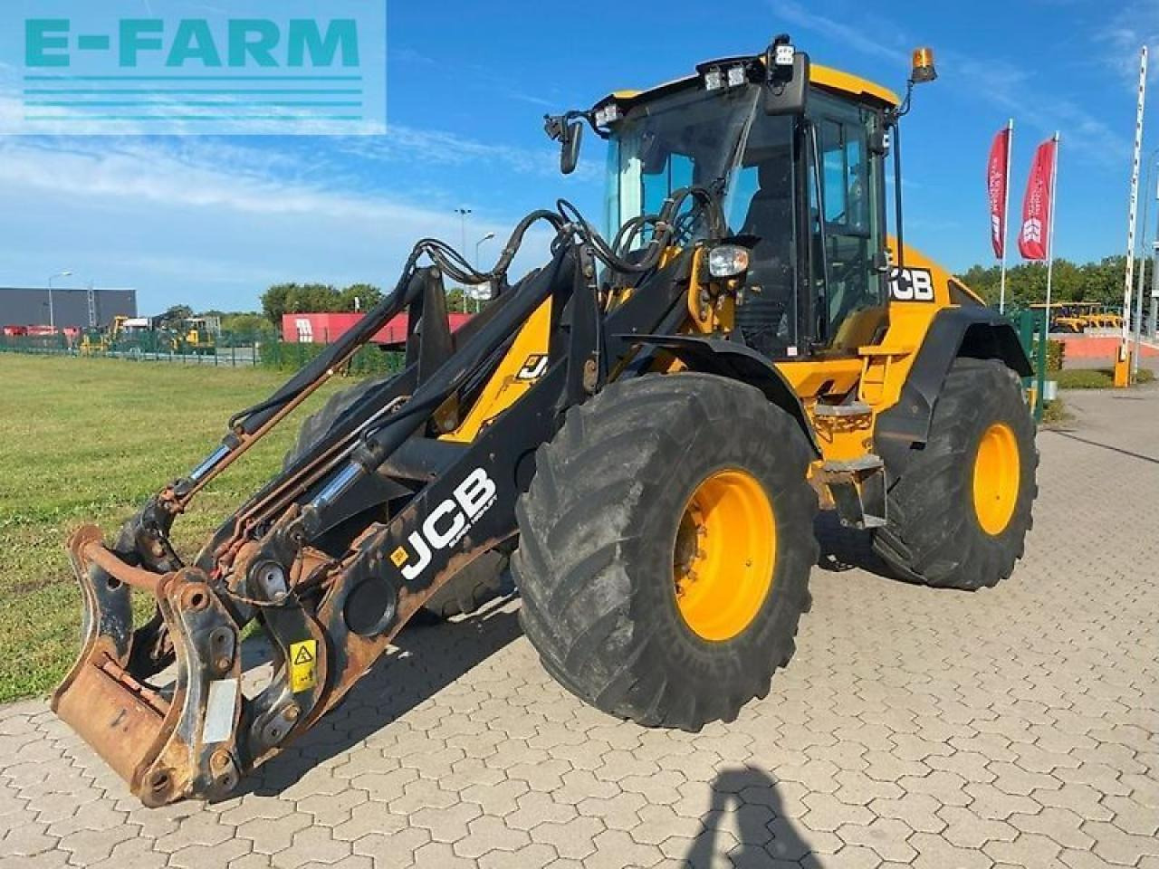 JCB 419s agri super high lift - Miniexcavadora: foto 1 JCB 419s agri super high lift - Miniexcavadora: foto 1