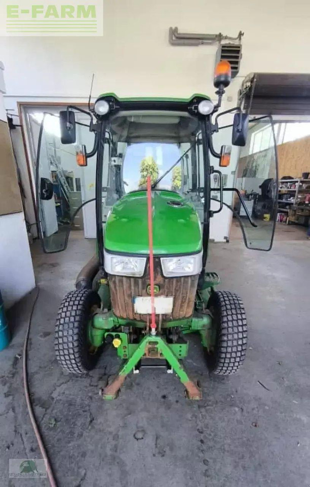 John Deere 3046r - Tractor: foto 2 John Deere 3046r - Tractor: foto 2