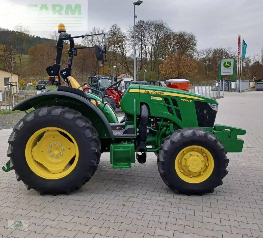 John Deere 5050e - Tractor: foto 4 John Deere 5050e - Tractor: foto 4
