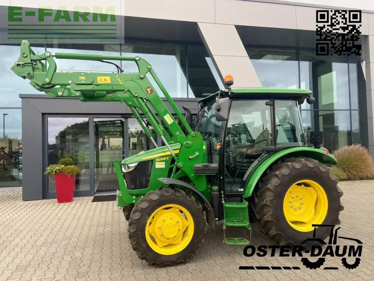 John Deere 5058e - Tractor: foto 2 John Deere 5058e - Tractor: foto 2