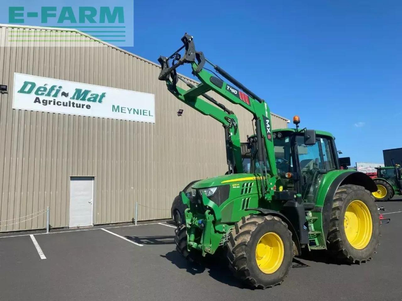 John Deere 6110 m powerquad + - Tractor: foto 1 John Deere 6110 m powerquad + - Tractor: foto 1