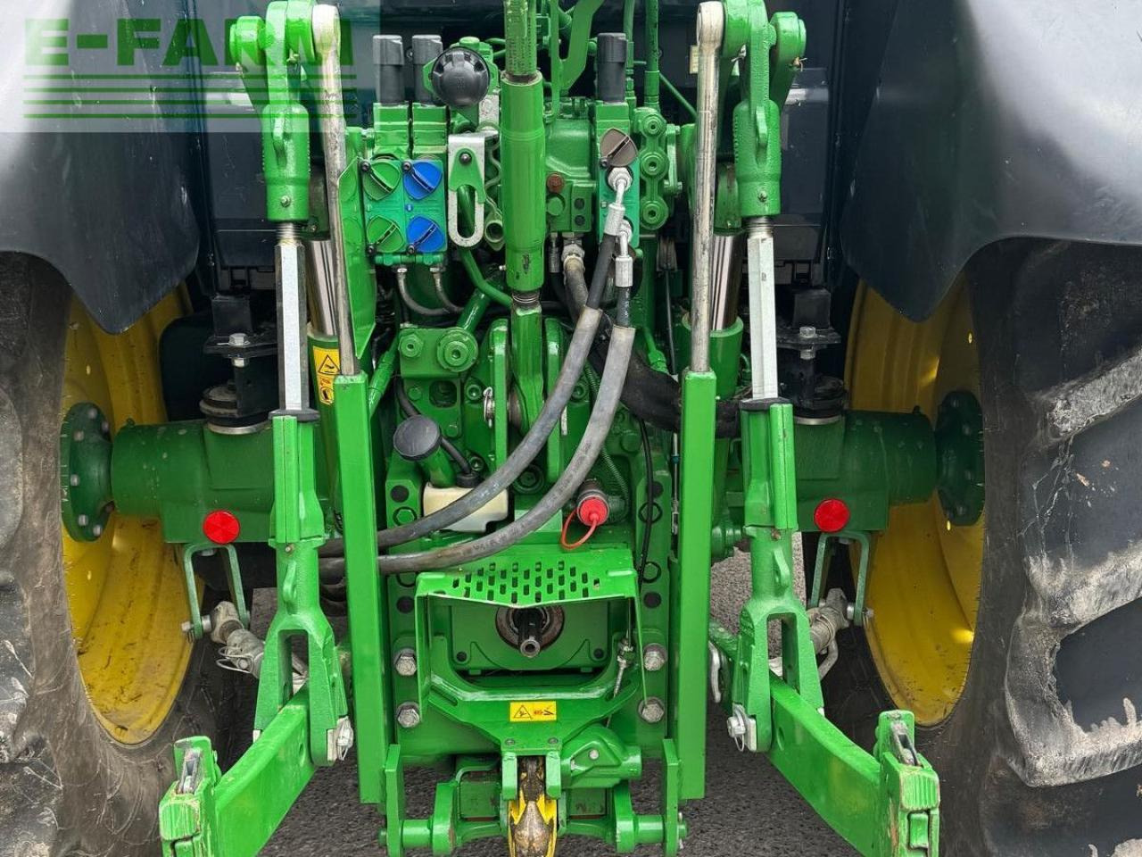 John Deere 6110M - Tractor: foto 5 John Deere 6110M - Tractor: foto 5