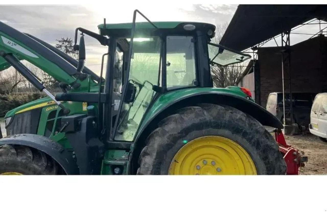 John Deere 6110m - Tractor: foto 3 John Deere 6110m - Tractor: foto 3