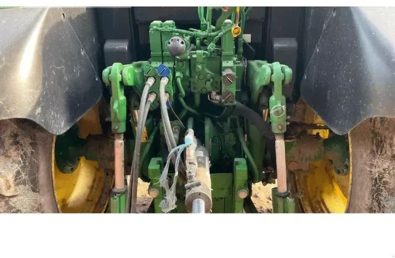 John Deere 6110m - Tractor: foto 5 John Deere 6110m - Tractor: foto 5