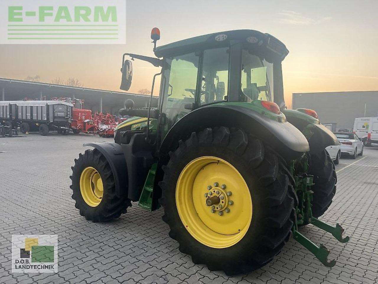 John Deere 6110m - Tractor: foto 3 John Deere 6110m - Tractor: foto 3
