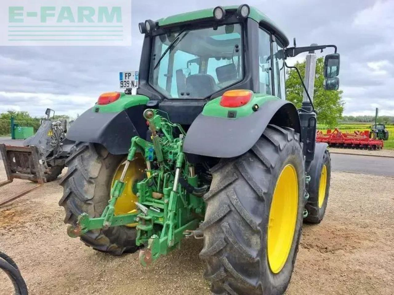 John Deere 6110m - Tractor: foto 4 John Deere 6110m - Tractor: foto 4