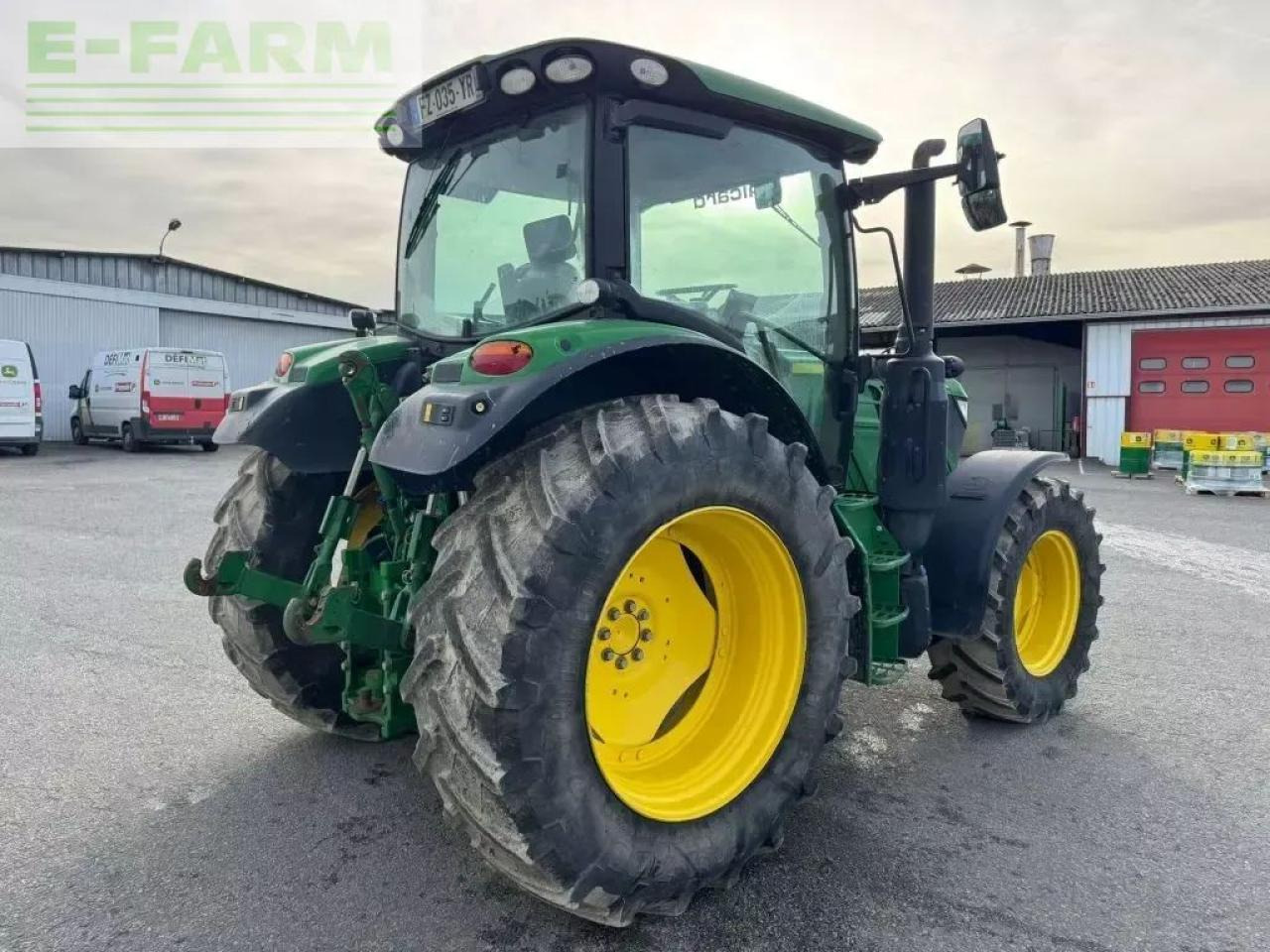 John Deere 6120r powerquad+ - Tractor: foto 3 John Deere 6120r powerquad+ - Tractor: foto 3