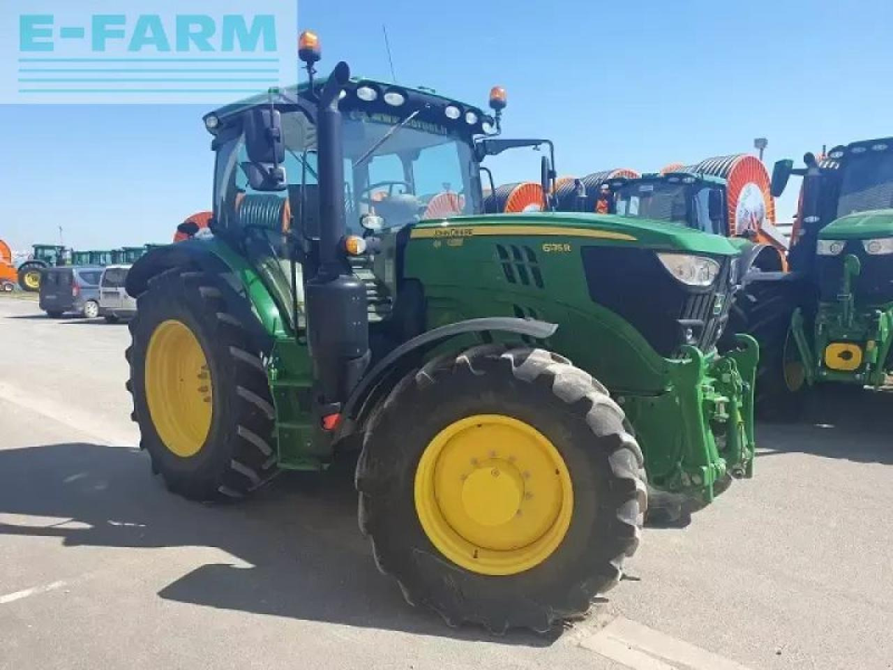 John Deere 6135r - Tractor: foto 2 John Deere 6135r - Tractor: foto 2