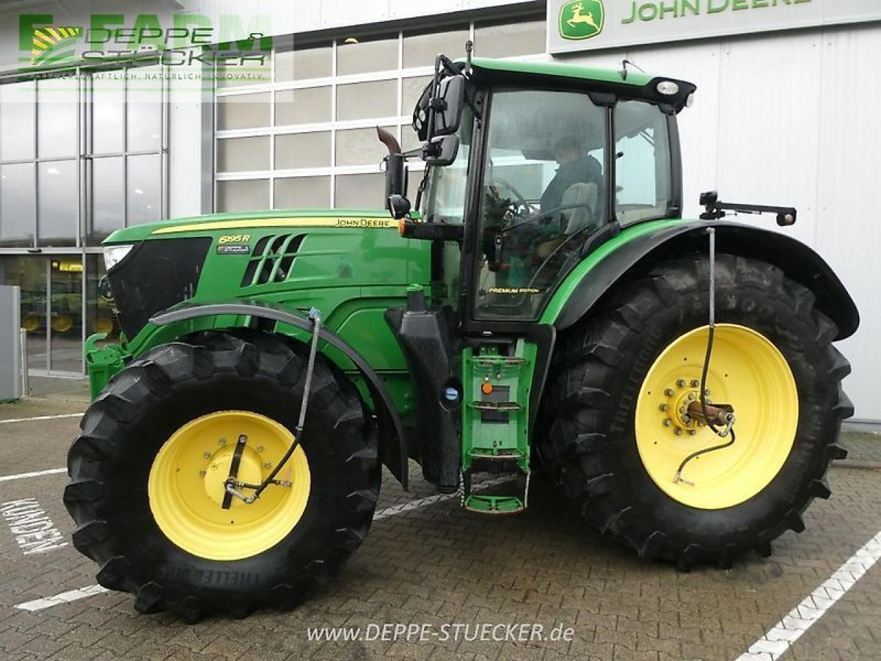 John Deere 6195r - Tractor: foto 1 John Deere 6195r - Tractor: foto 1