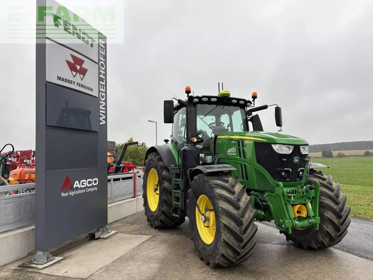 John Deere 6250r - Tractor: foto 1 John Deere 6250r - Tractor: foto 1