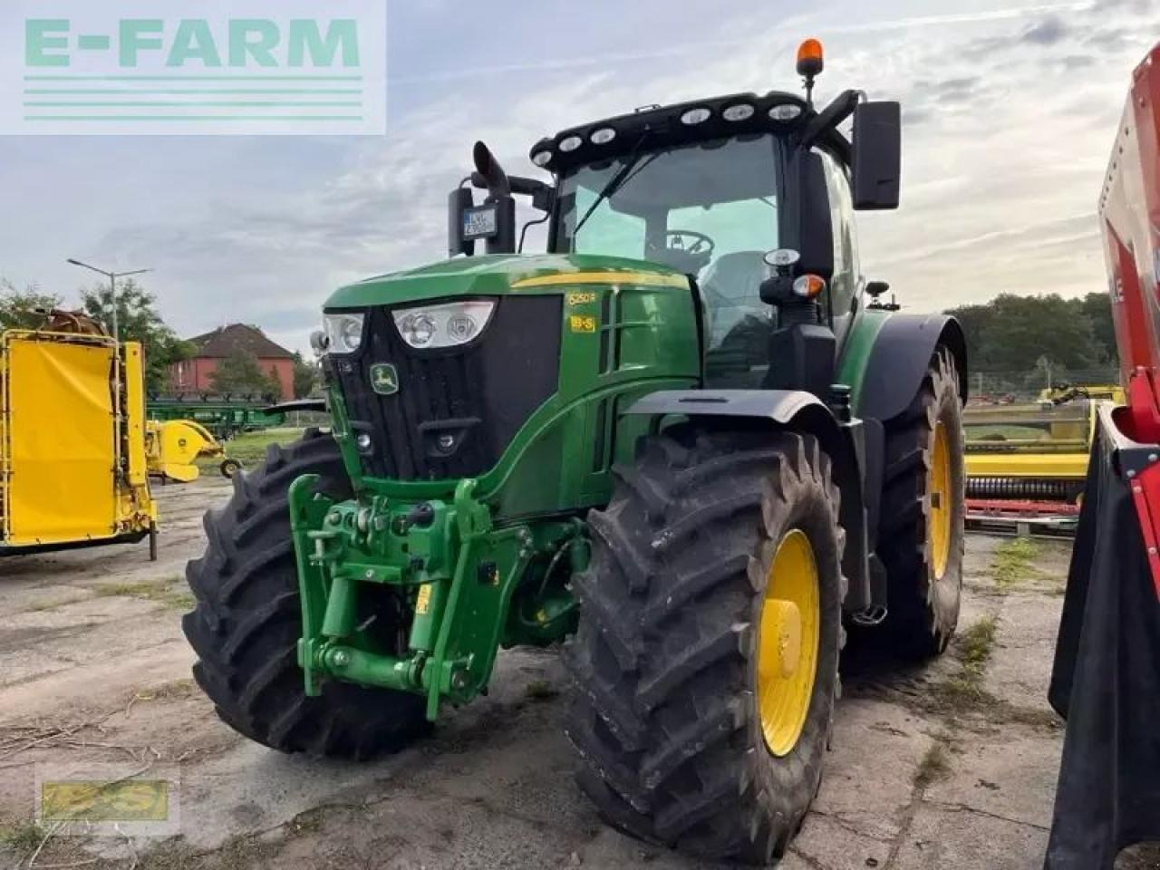 John Deere 6250r - Tractor: foto 1 John Deere 6250r - Tractor: foto 1
