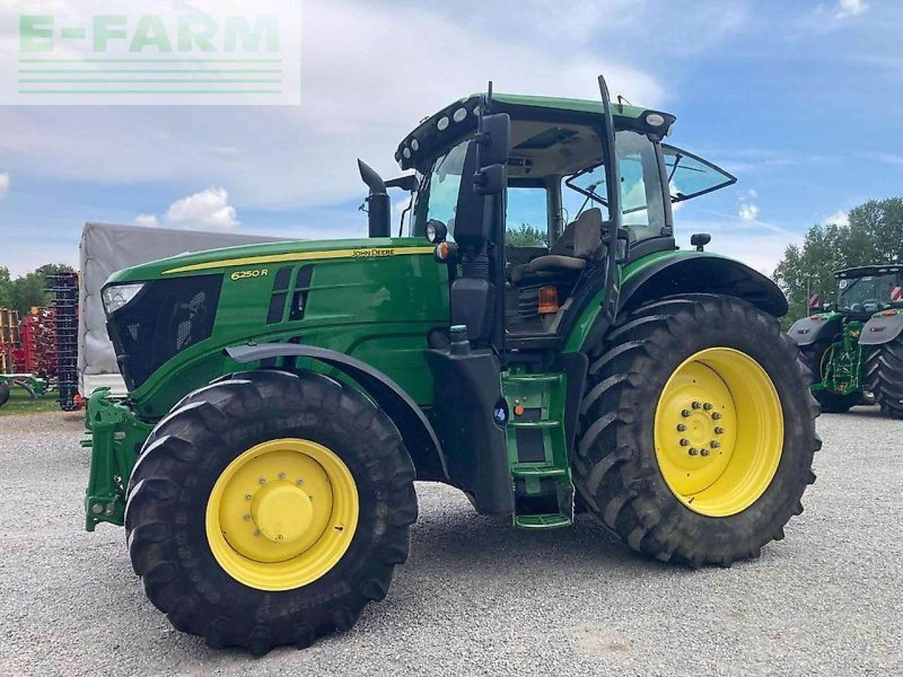 John Deere 6250r - Tractor: foto 1 John Deere 6250r - Tractor: foto 1