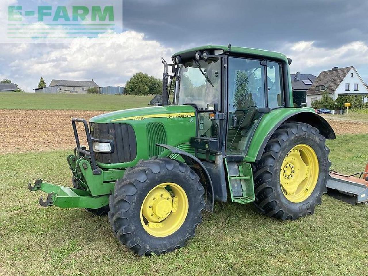 John Deere 6320 premium - Tractor: foto 2 John Deere 6320 premium - Tractor: foto 2