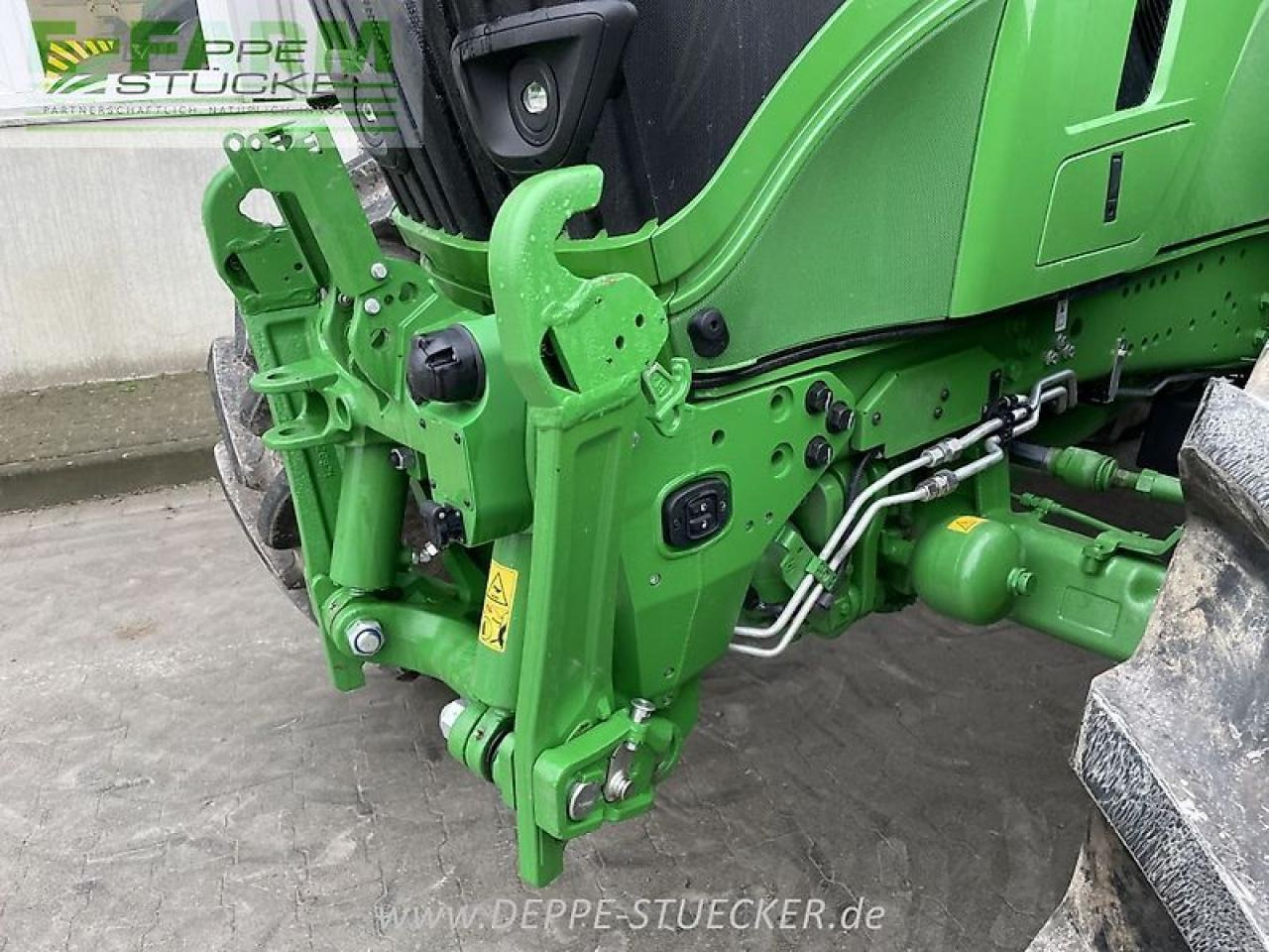 John Deere 6r 175 - Tractor: foto 5 John Deere 6r 175 - Tractor: foto 5