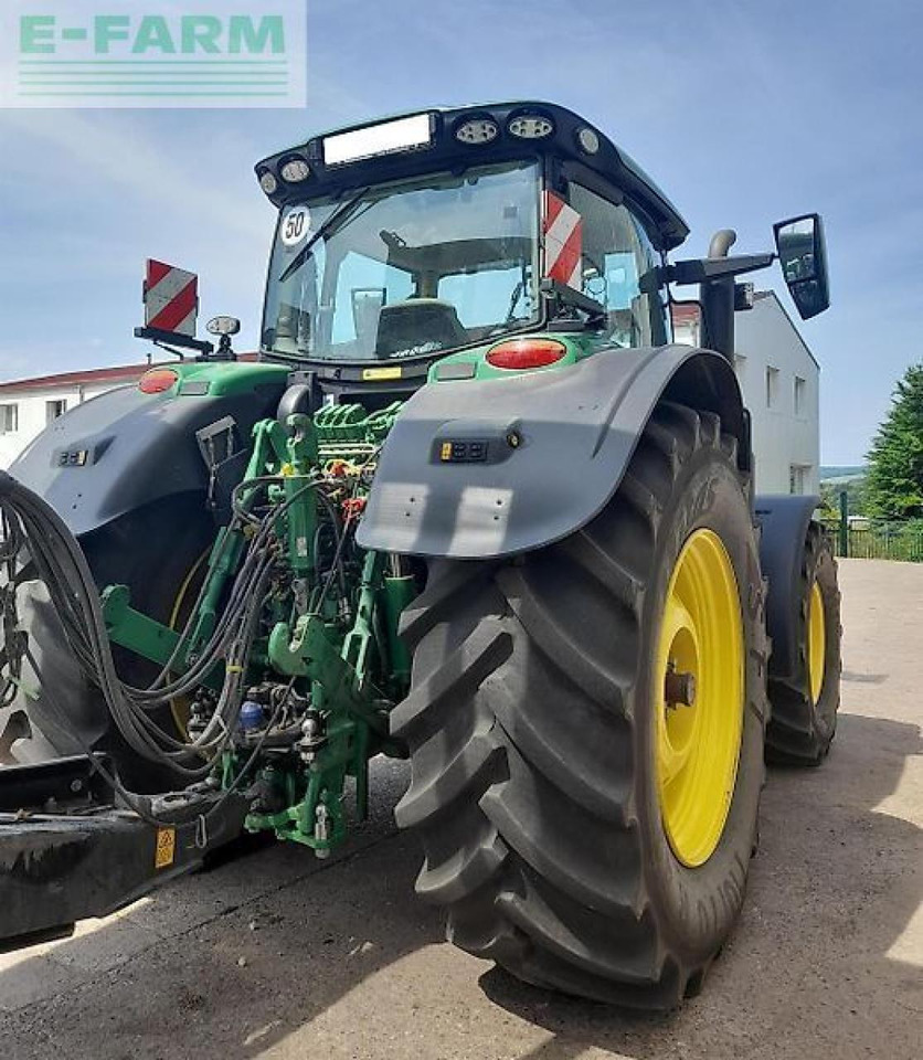 John Deere 6r 215 - Tractor: foto 4 John Deere 6r 215 - Tractor: foto 4