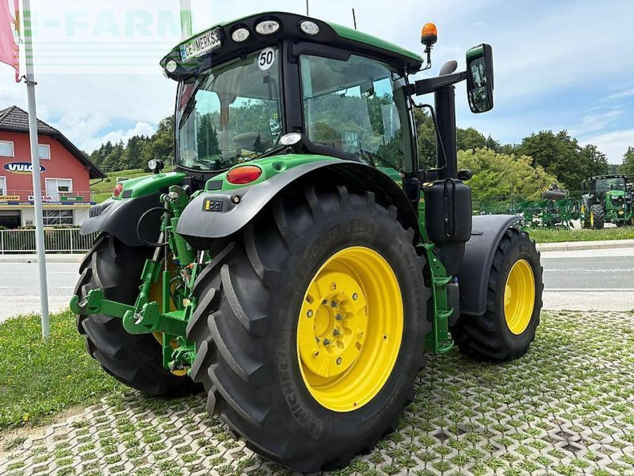 John Deere 6r150 - Tractor: foto 5 John Deere 6r150 - Tractor: foto 5