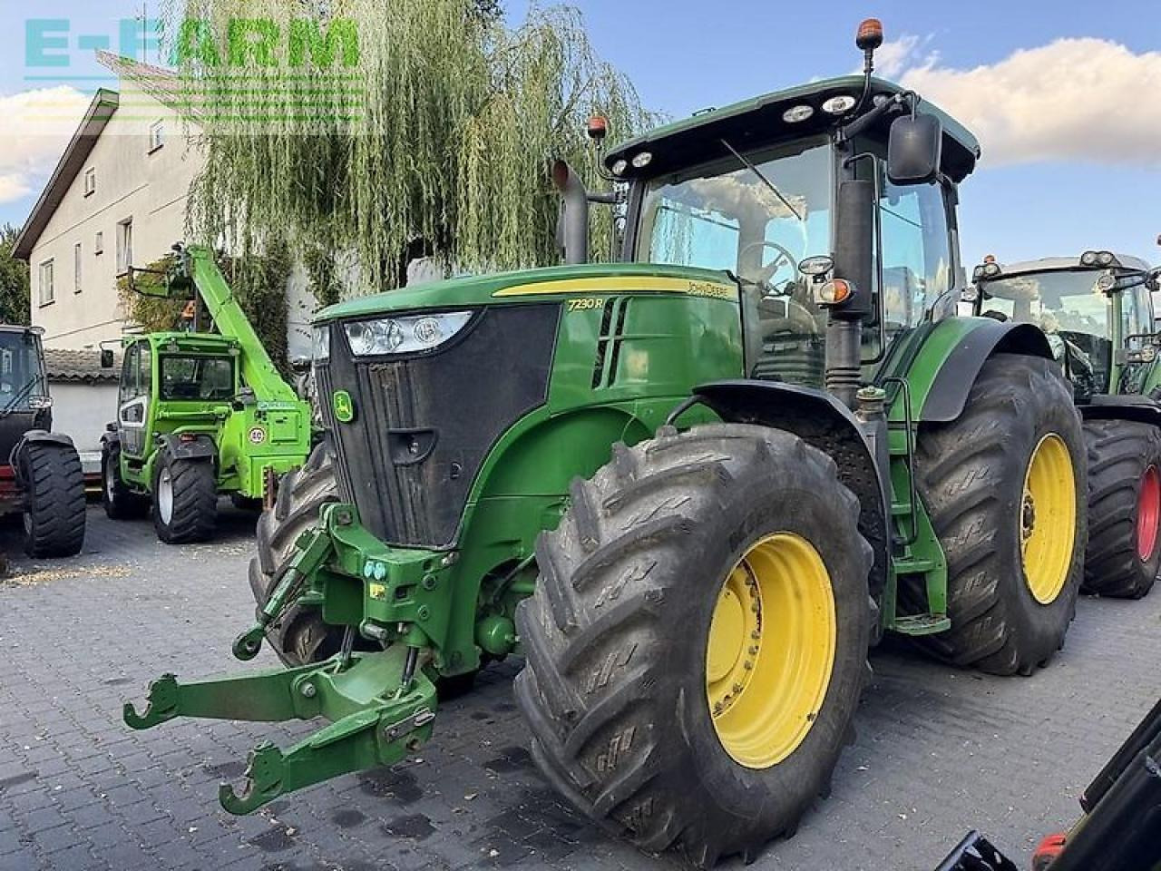 John Deere 7230r - Tractor: foto 1 John Deere 7230r - Tractor: foto 1