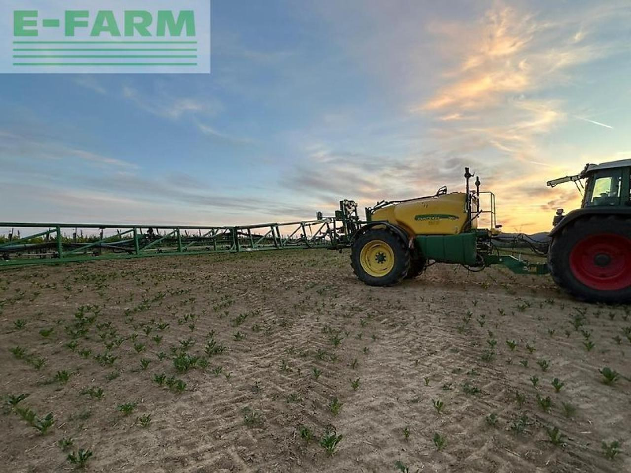 John Deere 740i - Pulverizador arrastrado: foto 2 John Deere 740i - Pulverizador arrastrado: foto 2