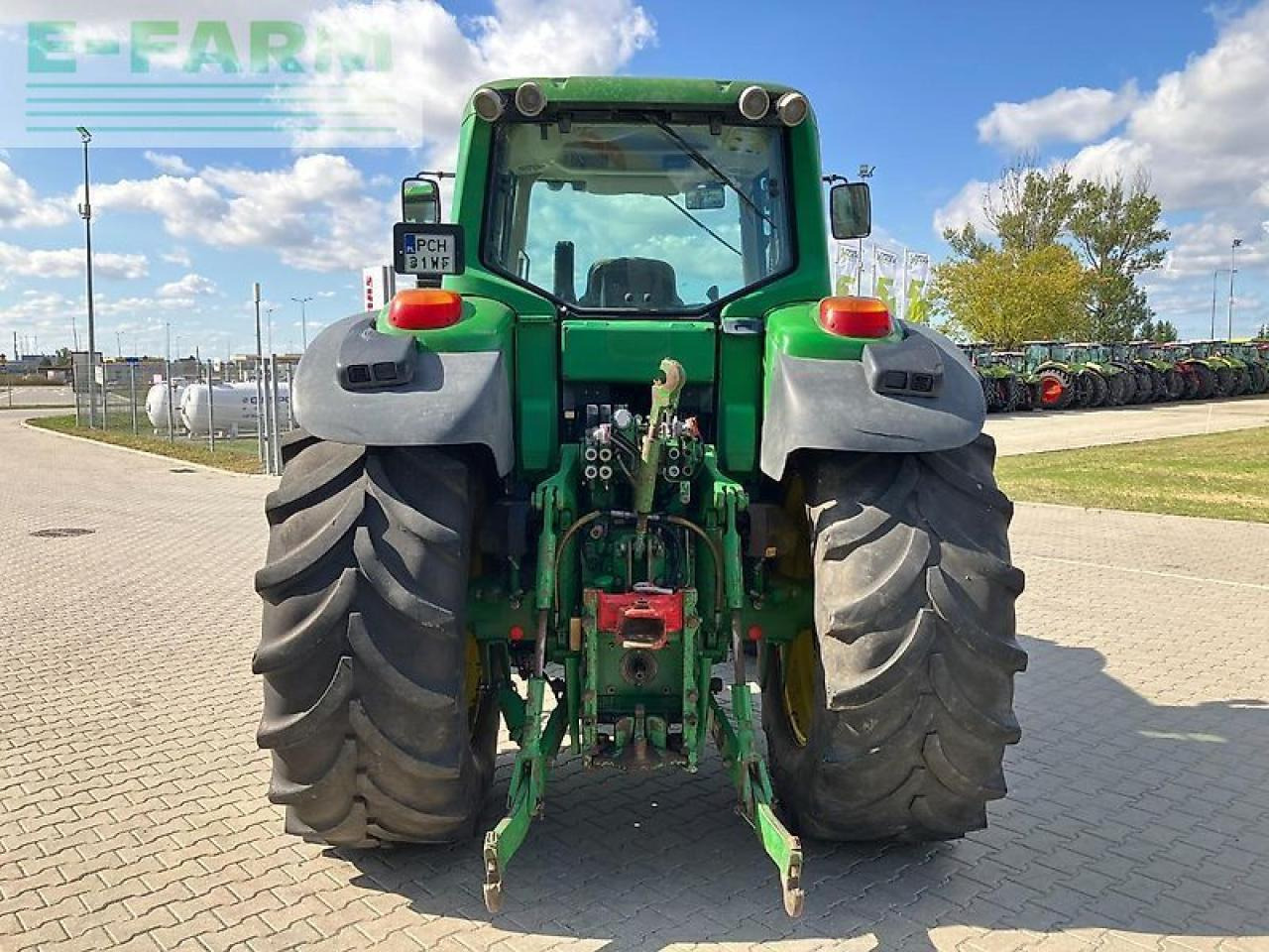 John Deere 7430 - Tractor: foto 4 John Deere 7430 - Tractor: foto 4
