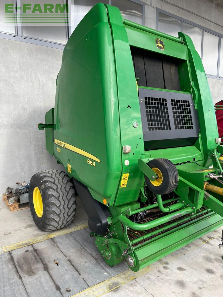 John Deere - Empacadora de pacas cuadradas: foto 1 John Deere - Empacadora de pacas cuadradas: foto 1
