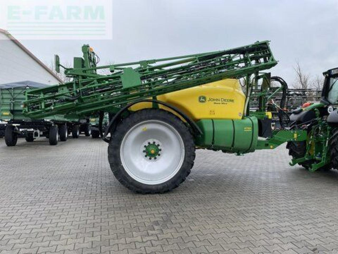 John Deere r 732i - Pulverizador arrastrado: foto 2 John Deere r 732i - Pulverizador arrastrado: foto 2