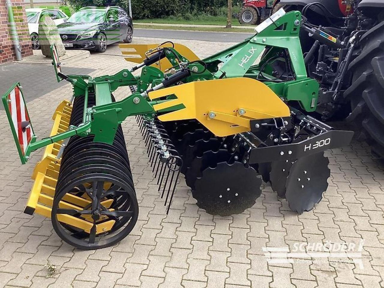 Kerner helix h 300 - Rastras: foto 1 Kerner helix h 300 - Rastras: foto 1