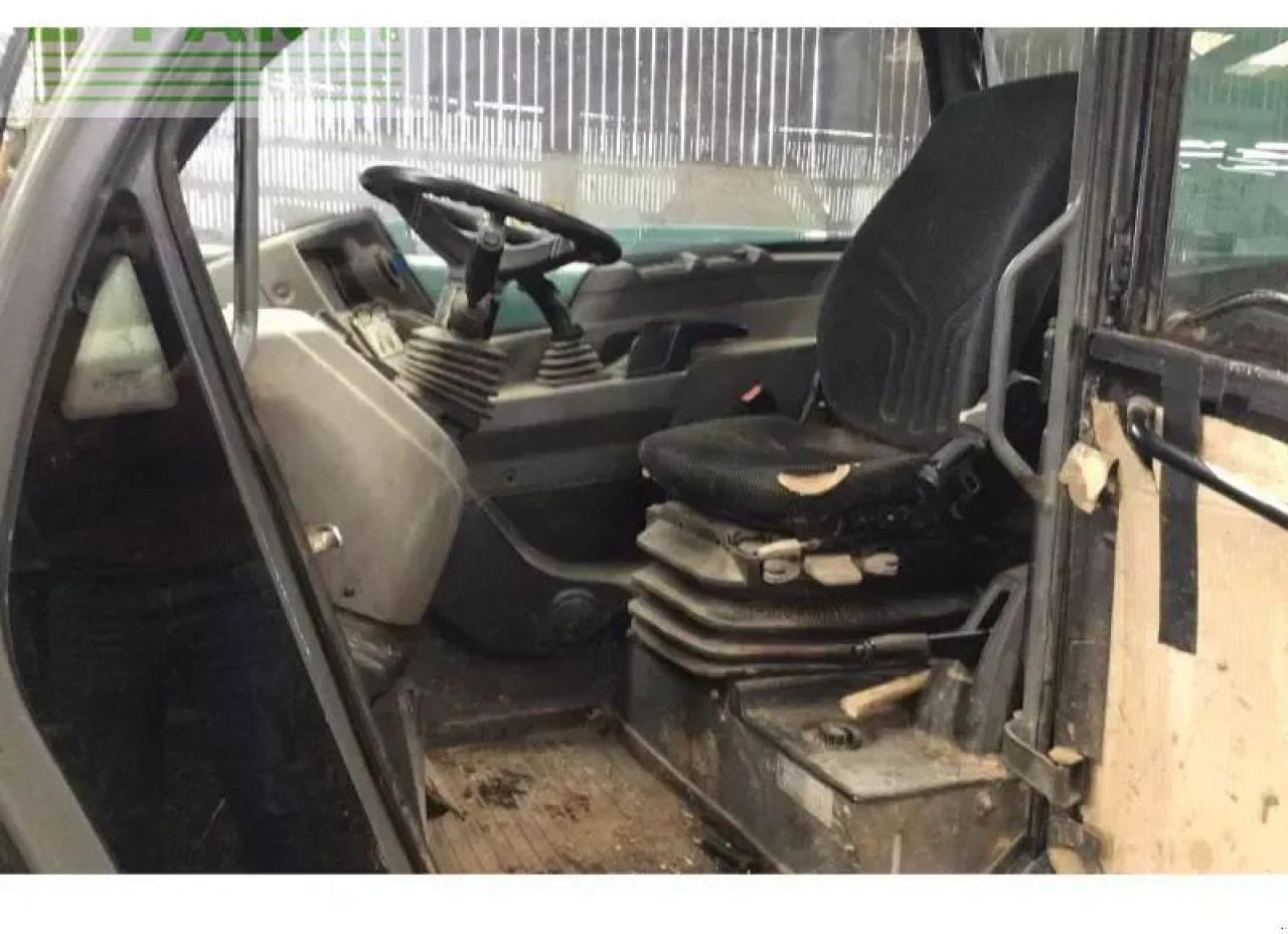 Kramer kt407 - Manipulador telescópico: foto 3 Kramer kt407 - Manipulador telescópico: foto 3