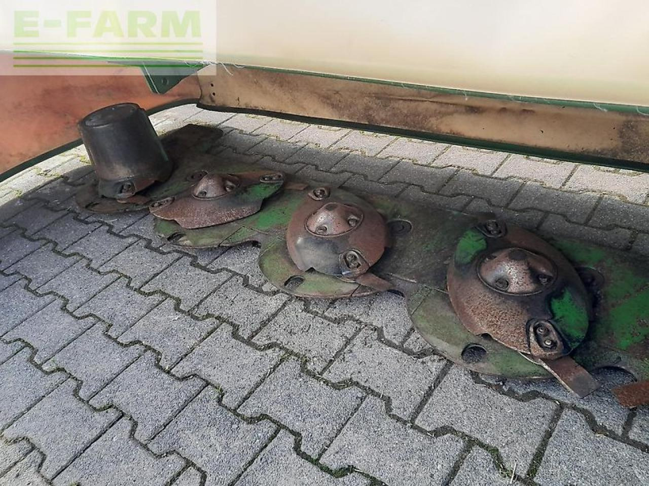 Krone easy cut r 320 - Segadora: foto 4 Krone easy cut r 320 - Segadora: foto 4