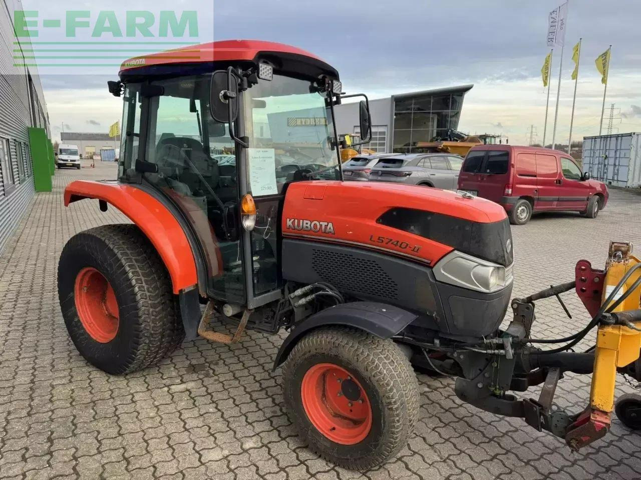 Kubota 5740 - Tractor: foto 2 Kubota 5740 - Tractor: foto 2