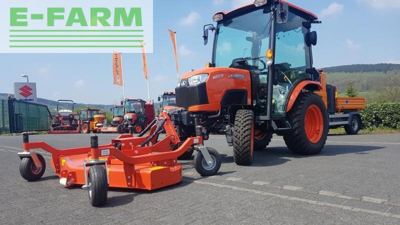 Kubota b2-231 h cab - Tractor: foto 4 Kubota b2-231 h cab - Tractor: foto 4