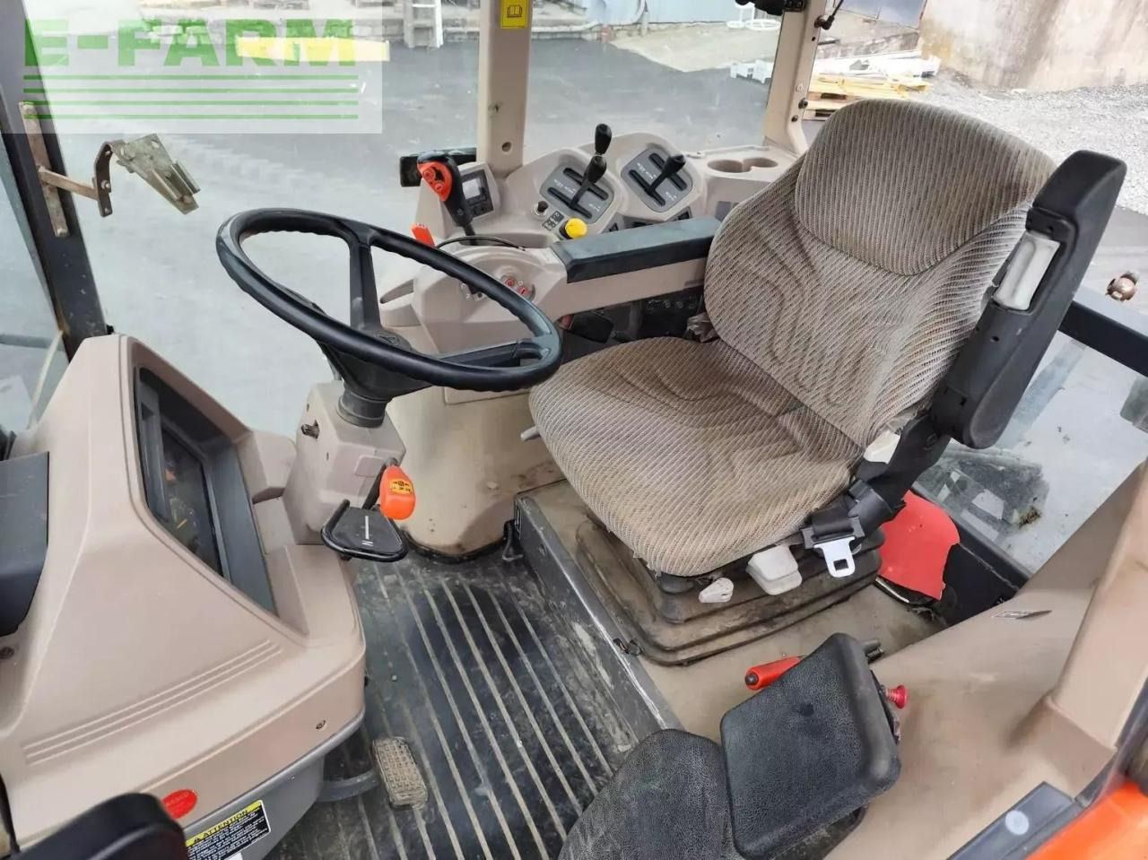 Tractor Kubota m128x: foto 6