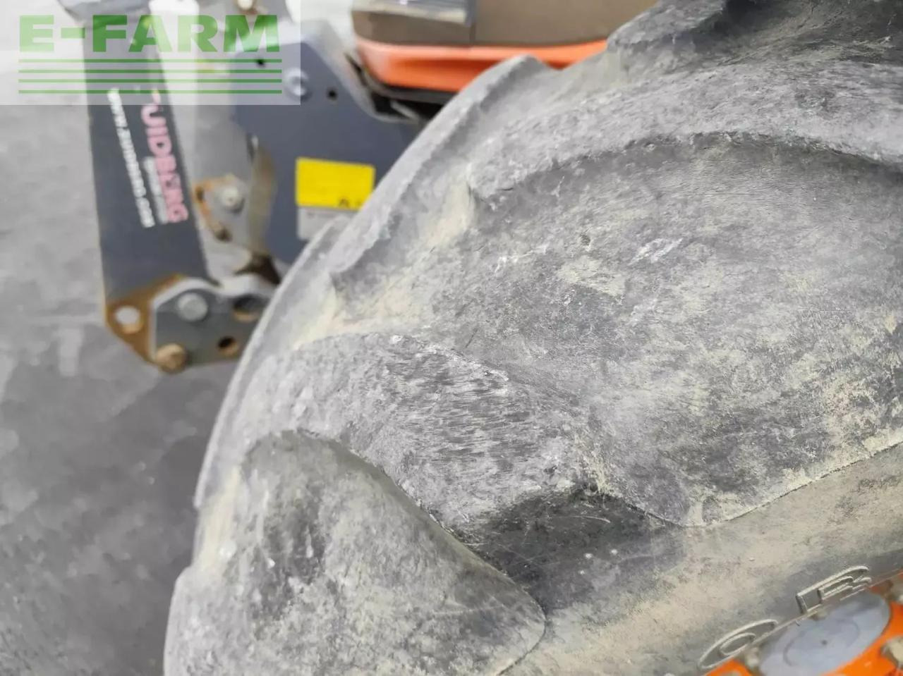 Tractor Kubota m128x: foto 9