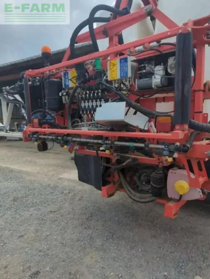 Kuhn altis ii - Pulverizador arrastrado: foto 3 Kuhn altis ii - Pulverizador arrastrado: foto 3