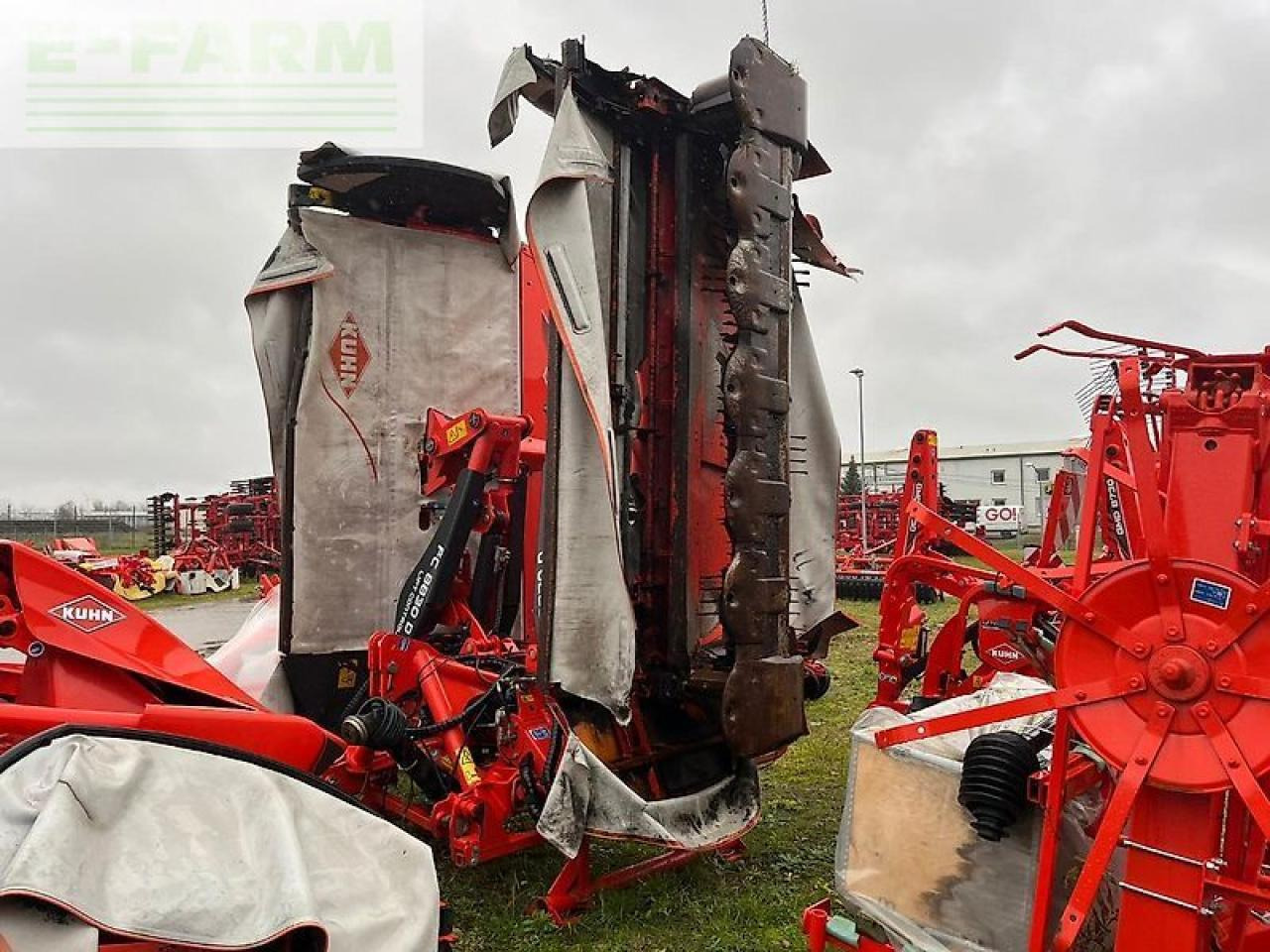 Kuhn fc 8830 d-ff - Segadora: foto 2 Kuhn fc 8830 d-ff - Segadora: foto 2