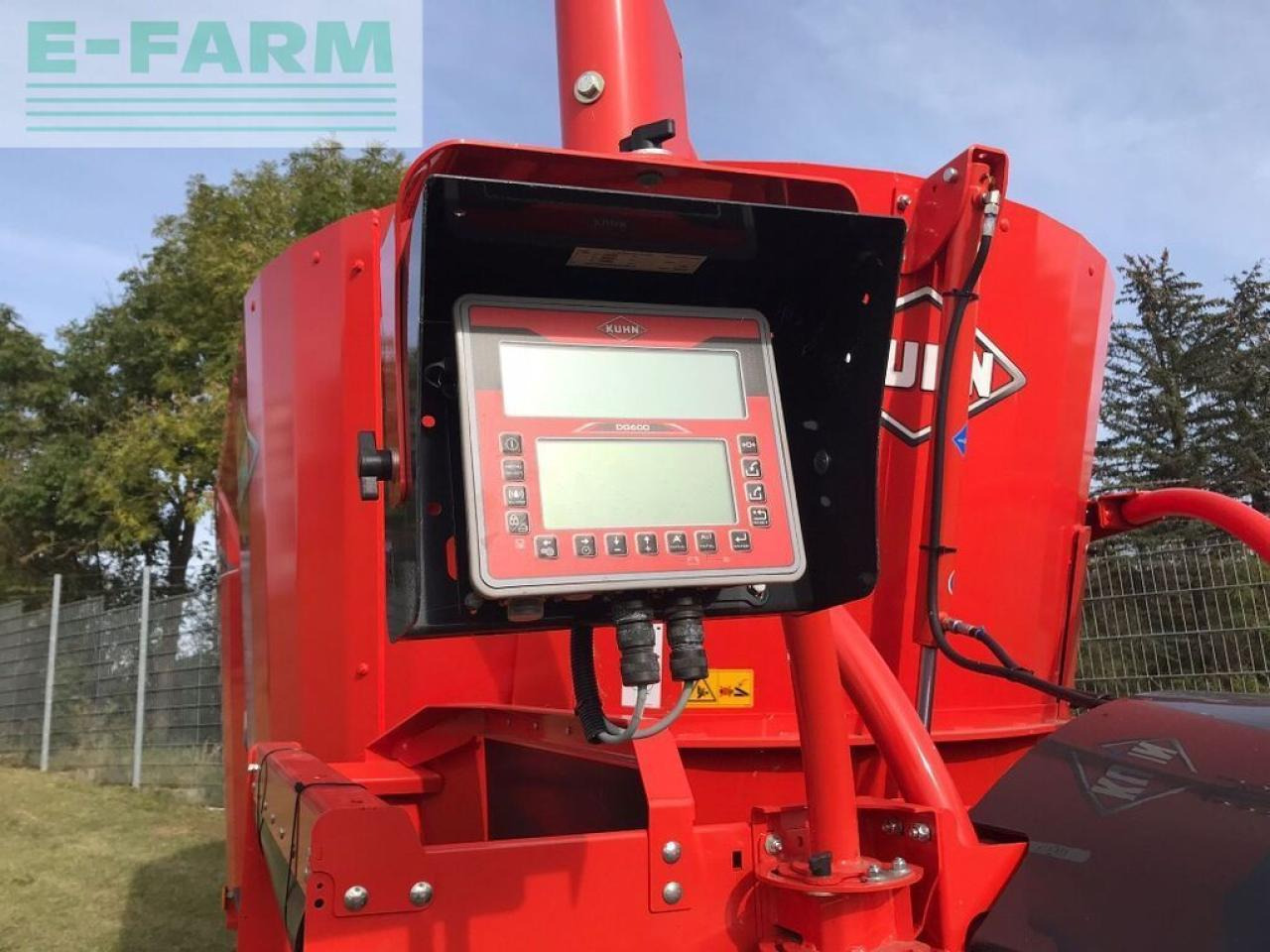 Kuhn profile 14.2 cs compact - Maquinaria ganadera: foto 3 Kuhn profile 14.2 cs compact - Maquinaria ganadera: foto 3