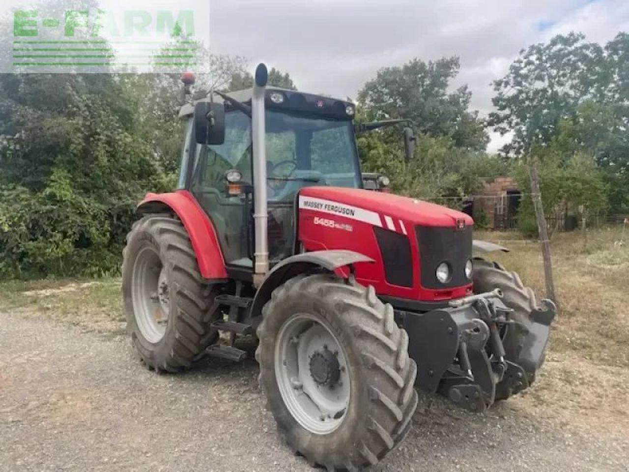 Massey Ferguson 5455 - Tractor: foto 2 Massey Ferguson 5455 - Tractor: foto 2