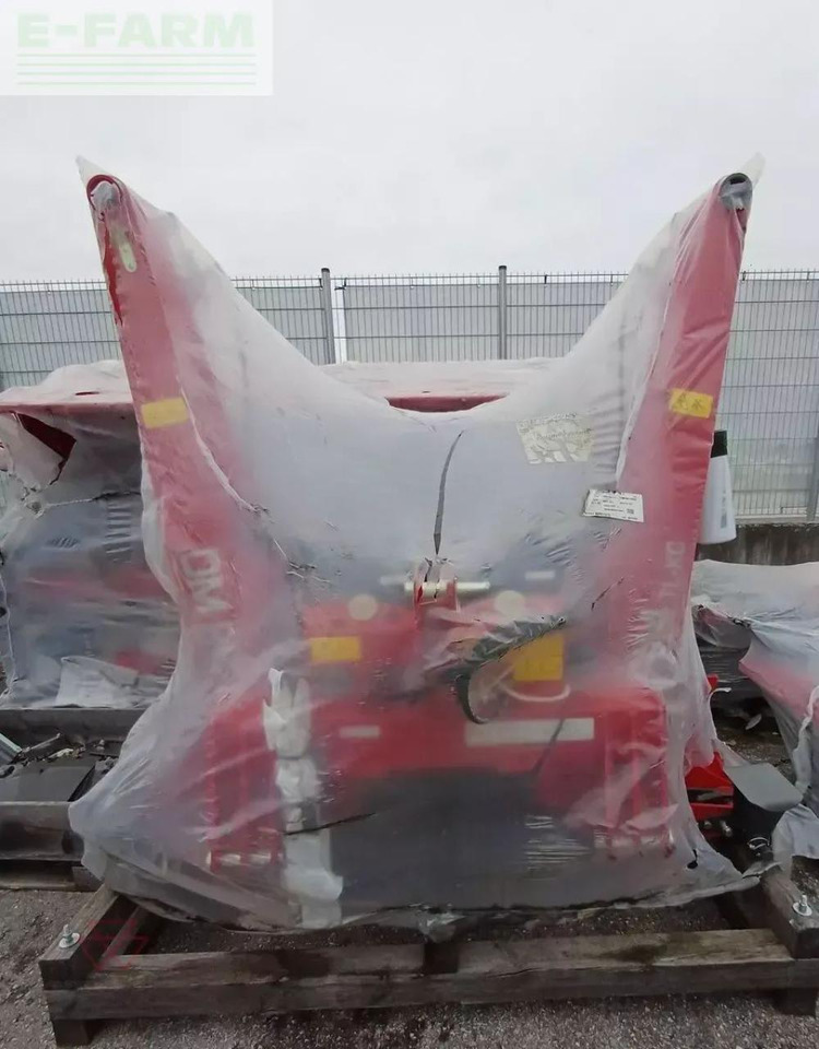 Massey Ferguson massey ferguson dm9314 tl-kc - Segadora: foto 1 Massey Ferguson massey ferguson dm9314 tl-kc - Segadora: foto 1