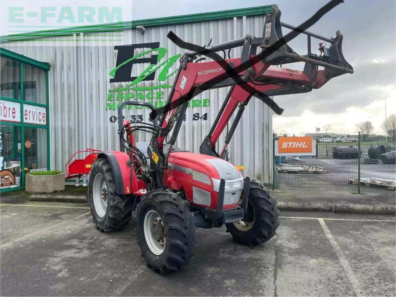 McCormick tracteur agricole c80l mc cormick - Tractor: foto 2 McCormick tracteur agricole c80l mc cormick - Tractor: foto 2